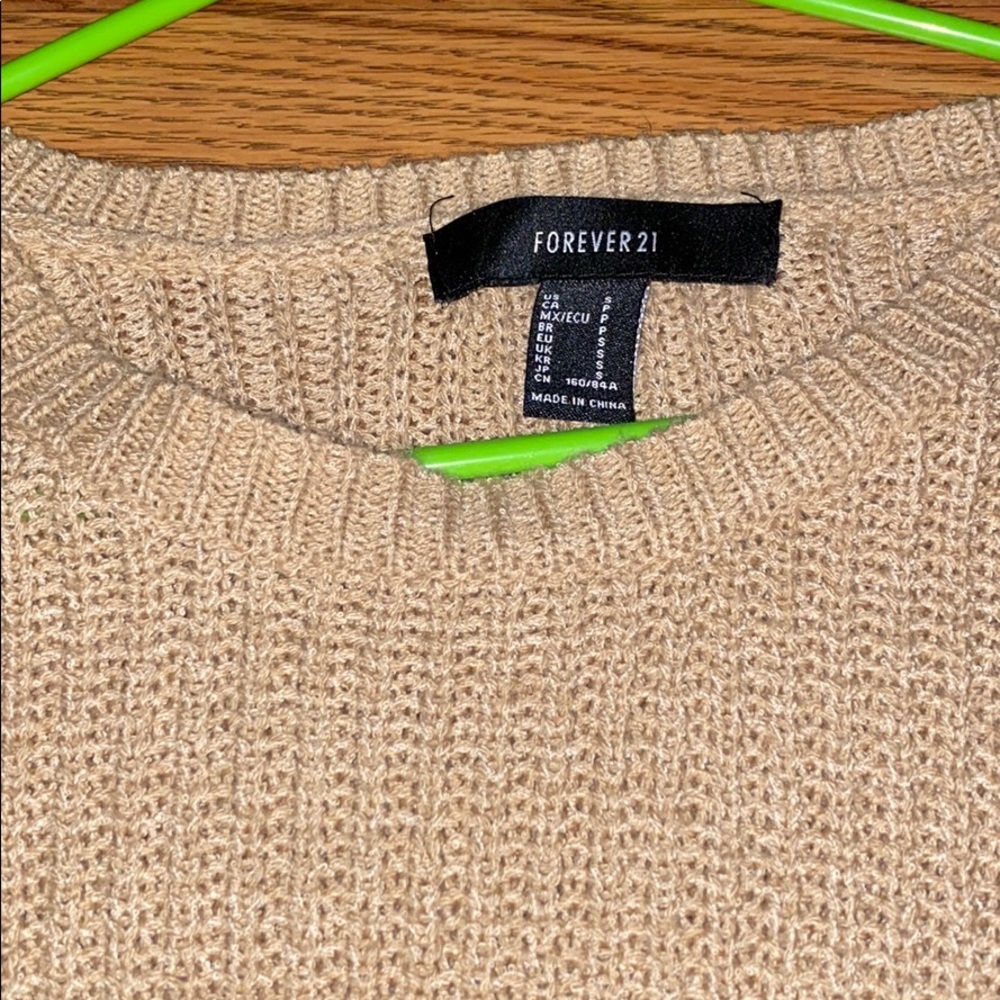 sweater - Picture 2 of 3
